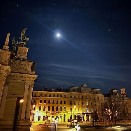 Apartopera Lviv Ngoại thất bức ảnh