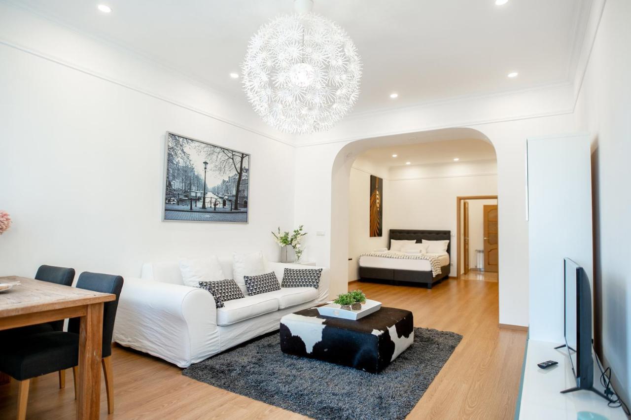 Apartopera Lviv Ngoại thất bức ảnh